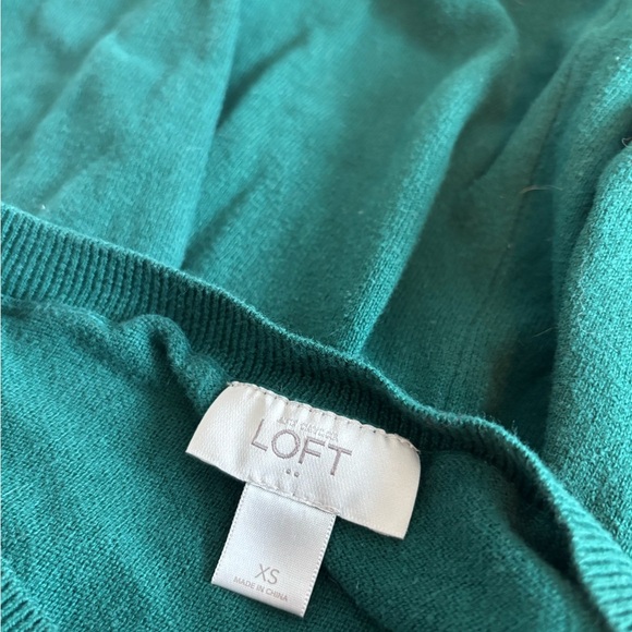 LOFT Green Polar Bear Sweater – Sz XS - Picture 4 of 11